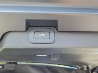 2023 Land Rover Discovery