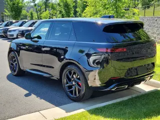 2025 Land Rover Range Rover Sport