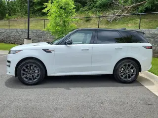 2025 Land Rover Range Rover Sport