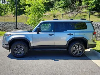 2025 LEXUS GX 550
