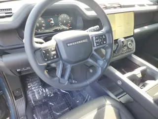 2026 Land Rover Defender 110