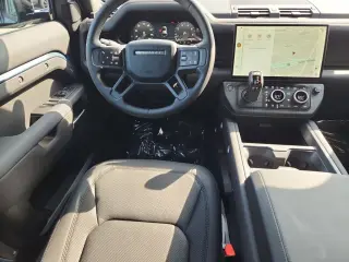 2026 Land Rover Defender 110