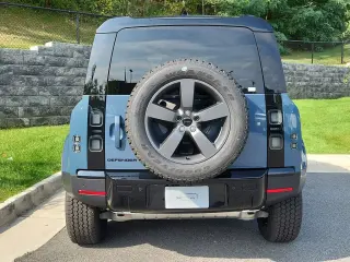 2026 Land Rover Defender 110
