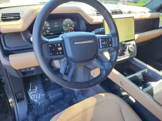 2026 Land Rover Defender 110
