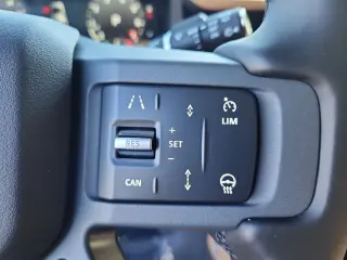2026 Land Rover Defender 110