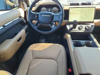 2026 Land Rover Defender 110
