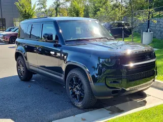 2026 Land Rover Defender 110