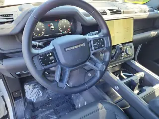 2026 Land Rover Defender 110