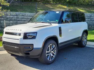 2026 Land Rover Defender 110
