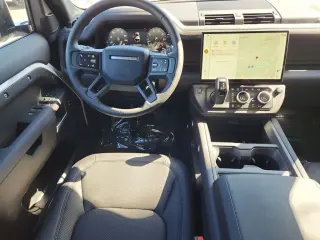 2026 Land Rover Defender 110