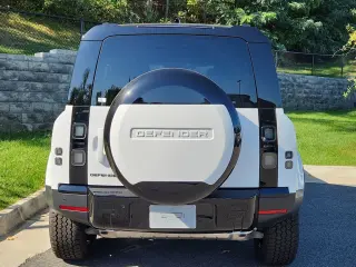 2026 Land Rover Defender 110