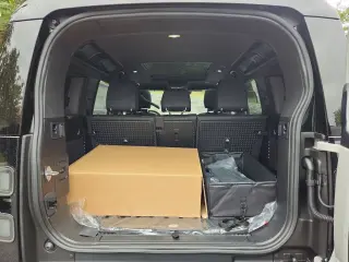 2026 Land Rover Defender 110