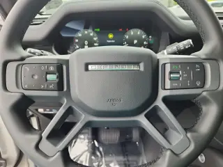 2026 Land Rover Defender 110