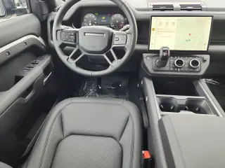2026 Land Rover Defender 110