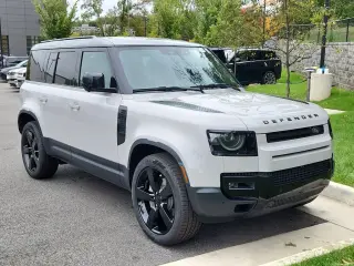2026 Land Rover Defender 110