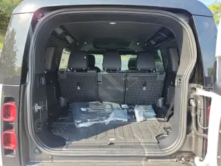 2025 Land Rover Defender 110
