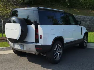 2025 Land Rover Defender 110