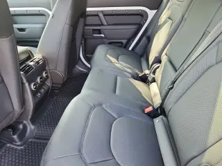 2025 Land Rover Defender 110