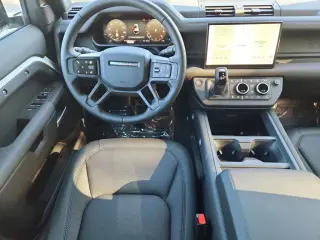 2025 Land Rover Defender 110