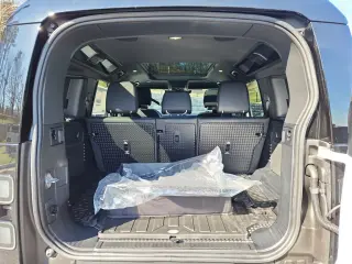 2026 Land Rover Defender 110