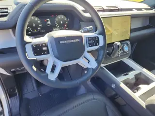 2026 Land Rover Defender 110