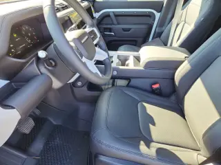 2026 Land Rover Defender 110