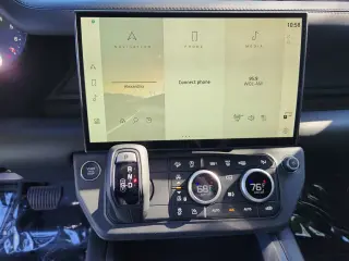 2026 Land Rover Defender 110