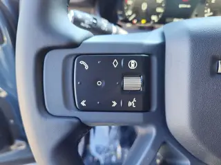 2026 Land Rover Defender 110