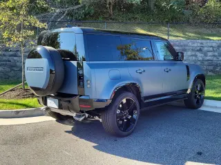 2026 Land Rover Defender 110