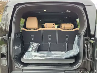 2026 Land Rover Defender 130