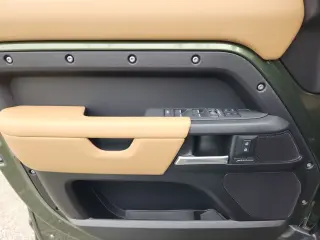 2026 Land Rover Defender 130