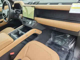 2026 Land Rover Defender 130