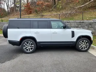 2025 Land Rover Defender 130