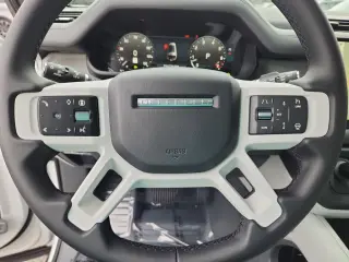 2025 Land Rover Defender 130