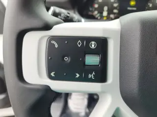 2025 Land Rover Defender 130
