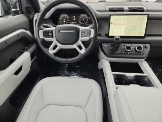 2025 Land Rover Defender 130