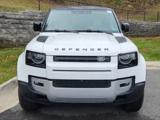 2025 Land Rover Defender 130