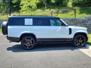 2025 Land Rover Defender 130