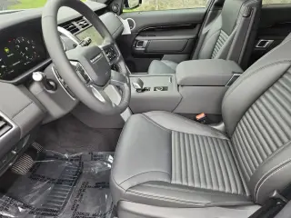 2025 Land Rover Discovery