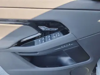 2026 Land Rover Range Rover Evoque