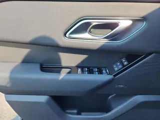 2026 Land Rover Range Rover Velar