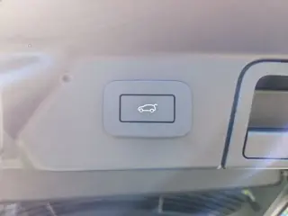 2026 Land Rover Range Rover Velar