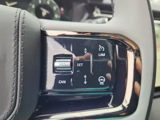 2026 Land Rover Range Rover Velar