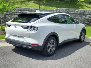 2021 Ford Mustang Mach-E