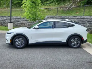 2021 Ford Mustang Mach-E