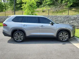 2025 Toyota Grand Highlander Hybrid