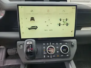 2026 Land Rover Defender 110