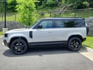 2026 Land Rover Defender 110