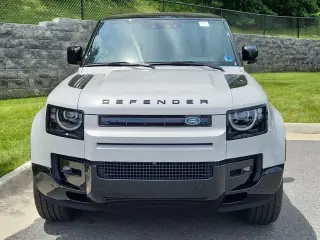 2026 Land Rover Defender 110