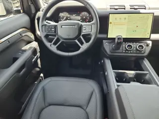 2026 Land Rover Defender 110